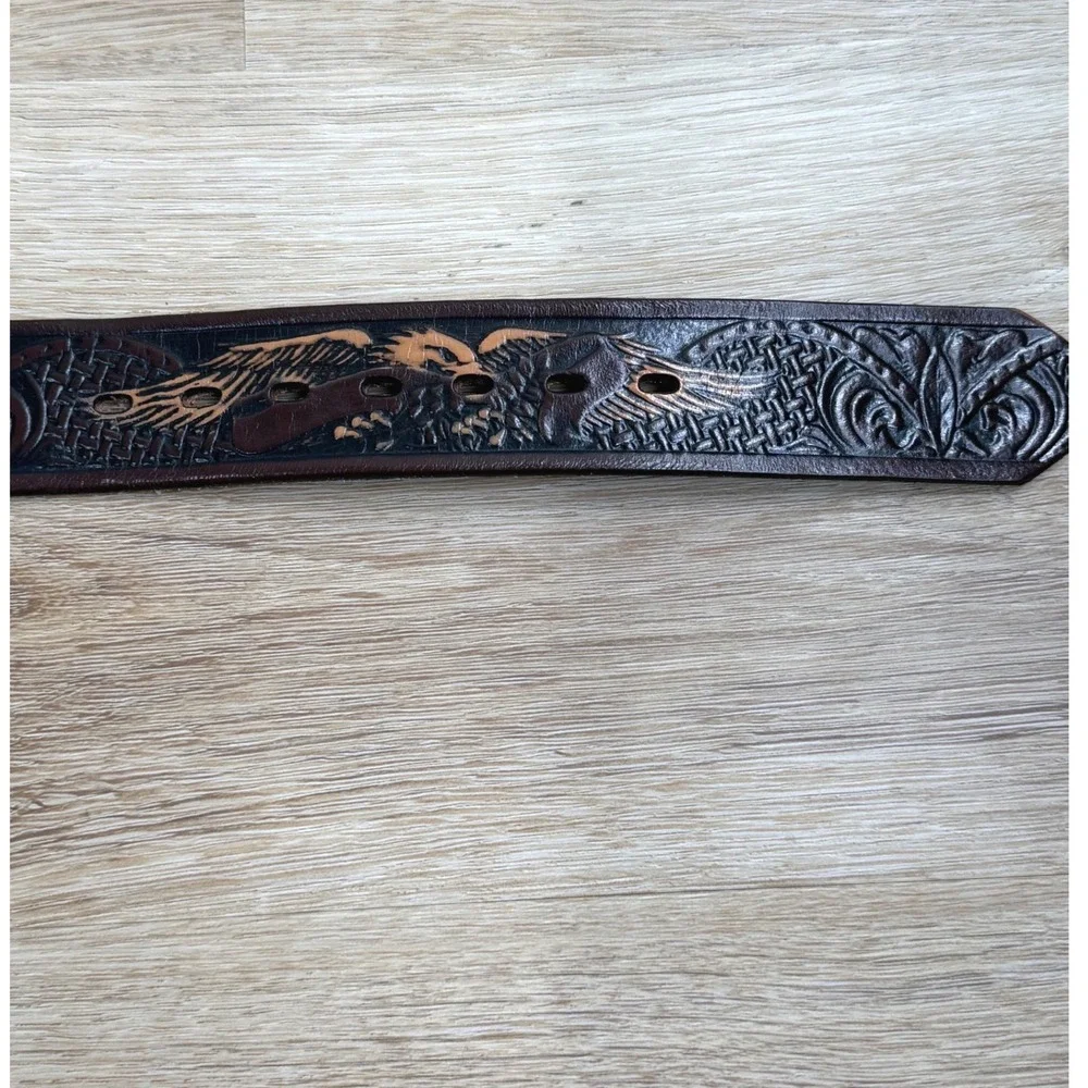 VTG 70''s Wrangler HandTooled Eagle Embossed LeatherBelt Mens 46 (52